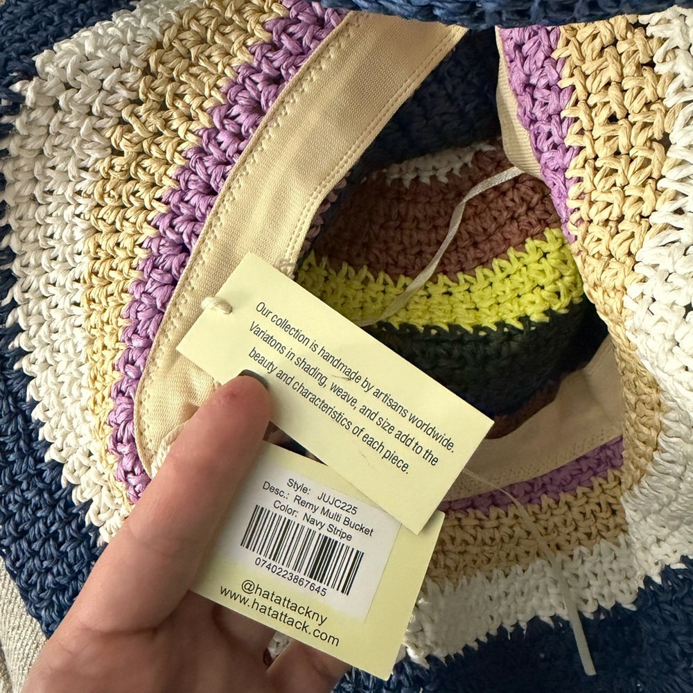 Colorful Striped Crochet Bucket hat attack new remi - Picture 3 of 3